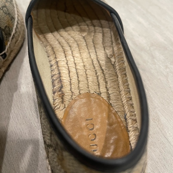 Gucci GG Supreme Bee Espadrille - Picture 5 of 6